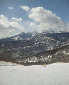 尾瀬岩鞍の山頂の景色